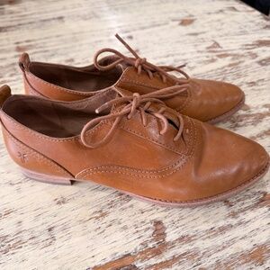 Frye Leather Oxford Shoes • Cognac • Women’s Size 8 • Vintage Style